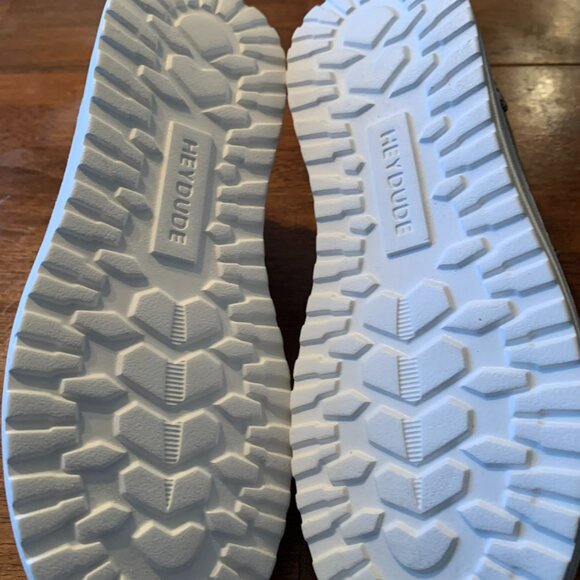 Hey Dudes high tops womens size 7 - Picture 4 of 4